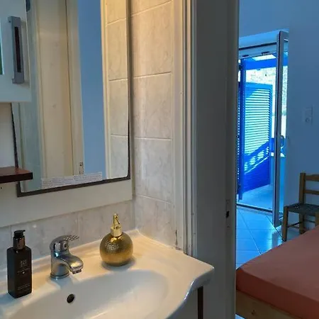 شقة Walk On The Beach In Seconds - Studio With Apollon Beach View Balcony *