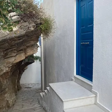 Walk On The Beach In Seconds - Studio With Apollon Beach View Balcony Apollon (Naxos)